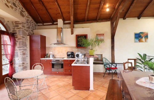 Saint-Etienne-de-Maurs Cottage | Gite Saint-Étienne-de-Maurs, 3 bedrooms, 6 persons