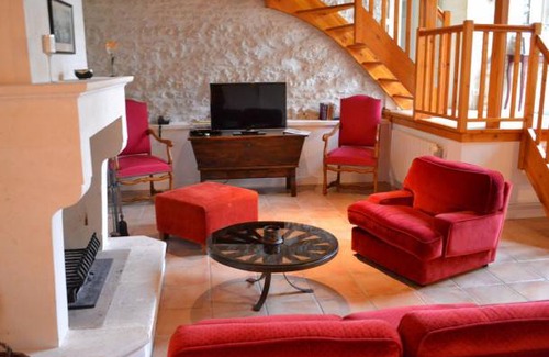 Saint-Cybardeaux House | Gite Saint-Cybardeaux, 2 bedrooms, 4 persons
