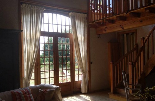 Saint-Lon-les-Mines House | Gite Saint-Lon-les-Mines, 5 bedrooms, 12 persons