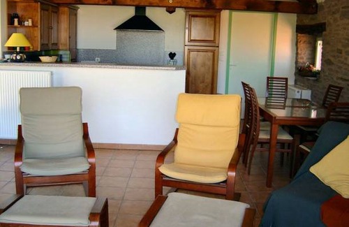 Martrin House | Gite Saint-Juéry, 2 bedrooms, 4 persons