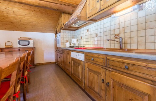 Hauteluce House | Gite Situé à 500m de la Télécabine Reliant le Domaine Hauteluce-val Joly-les Contamines-montjoie (12