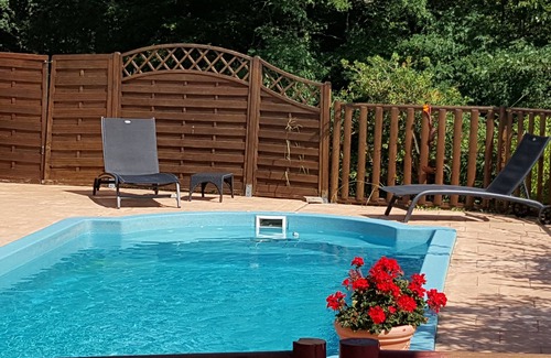 Halsou Cottage | Gîte T3 "Ekilore" - Quiet, swimming pool and view of the Pyrenees