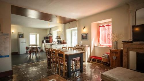 Peaugres House | Gite Tante jeanne