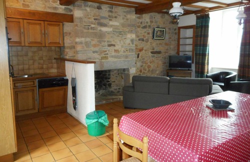 Teurtheville-Hague Cottage | Gite Teurthéville-Hague, 2 bedrooms, 4 persons