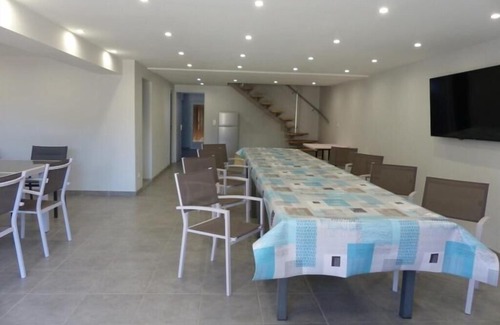Valigny House | Gite Valigny, 3 bedrooms, 12 persons