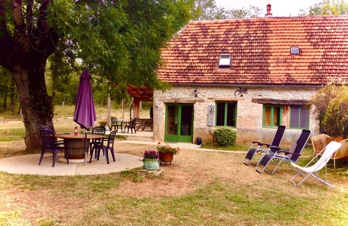 Lachapelle-Auzac House | Gîte with ecological swimming pool located in the Dordogne Valley in the Lot department