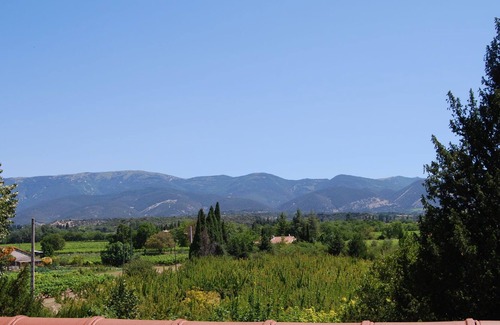 Valreas Villa | Gîte with friends room in stately villa with pool and parkgarden