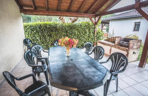 Ychoux House | Gîtes chez PAT, a house in the countryside near the beach