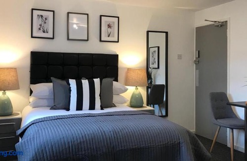 Wolverhampton House | Glaisdale Studios