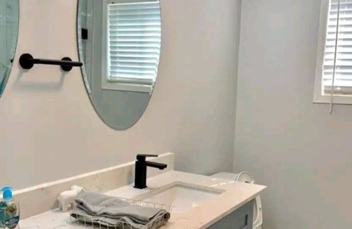 Whitby House | Glamorous 5 BR Getaway Mins Away From Thermea Spa