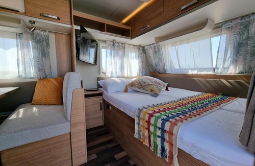 Mitzpe Ramon Other | Glamping Caravans In The Crater- גלמפינג קרוואנים במכתש רמון