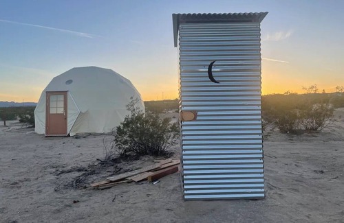 Twentynine Palms RV Rental | Glamping in a Geodesic Dome