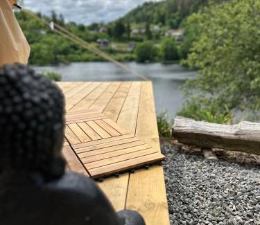 Porsgrunn Other | Glamping on idyllic lake, paddle boards & rowboat