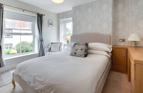 Cemmaes House | Glancoegen in Machynlleth