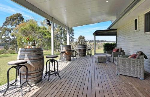 Pokolbin House | Glandore Vineyard Homestead. Home to a Onsite Cellar Door