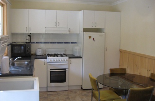 Kioloa House | Glasford Crescent 7 KIOLOA