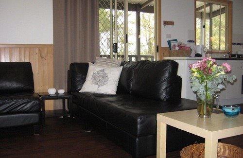 Kioloa House | Glasford Crescent 7 KIOLOA