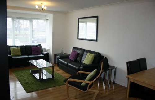 East End Apartment | Glasgow Green Apartments Flat on the Green 3