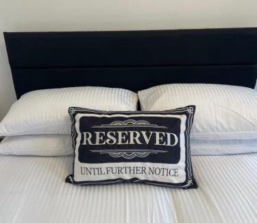 Irvine Apartment | GlasVenn Cottages