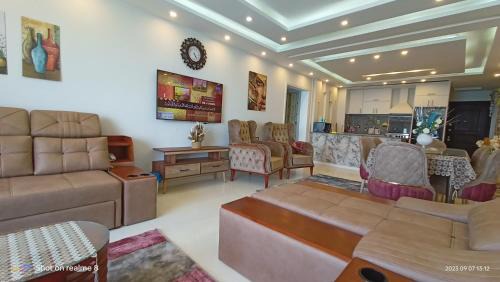 Ar-Raml 1 Apartment | Gleem Luxury Condo Direct Sea view G18