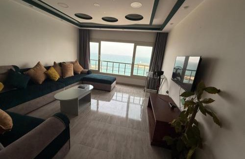 Ar-Raml 1 Apartment | Gleem Sea View 7