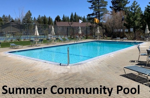 Lake Forest Condo | Glen Sully - Beach, Pool, Tennis, Basketball, Pet Friendly, Wow! (TCC0677)
