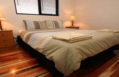 Strahan Apartment | Glenaire Apartments at Meredith