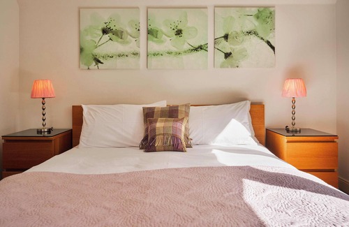 Blairgowrie Cabin | Glenardle Lodge - Riverside Highland Lodge w/Hot Tub & Forest Views