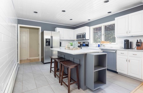 Montauk House | Glendale by Rove 5BR Family Home with Outdoor Space & Heated Pool