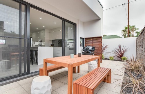 Glenelg East House | Glenelg on First
