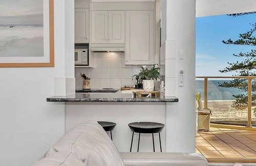 Glenelg Apartment | Glenelg Outlook Beachfront Stay by Moseley Square