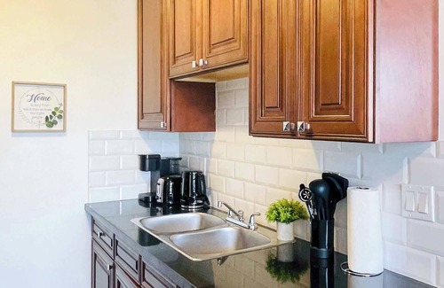 Rosedale Apartment | Glenview West Apt w Patio - Near Downtown