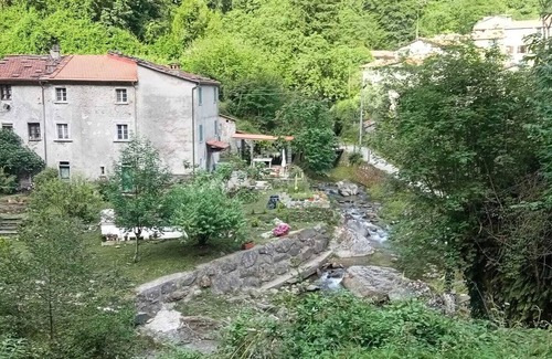 Stazzema House | Gli Orti di Mulina (the Apuan Alps with private parking and WiFi)