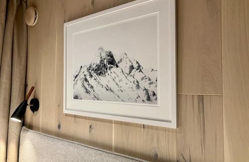 Andalsnes House | Glimre Romsdal - Eksklusivt speilhus ved Åndalsnes