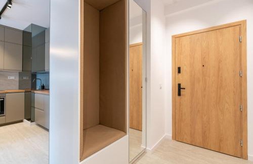 Katowice Apartment | Global Park Prime Apartment by BookingHost