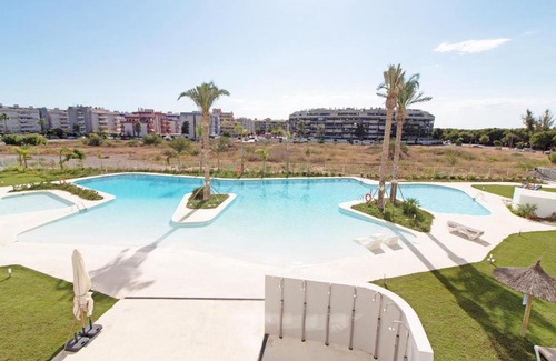 Canet de Berenguer Apartment | Global Properties, Apartamento con 2 terrazas en Gran Canet