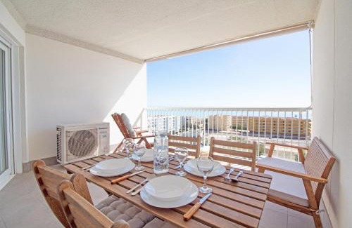 Canet de Berenguer Apartment | Global Properties, Moderno apartamento con terraza y vistas al mar