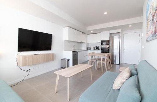 Canet de Berenguer Apartment | Global Properties, Apartamento con terraza y vistas a la costa mediterranea
