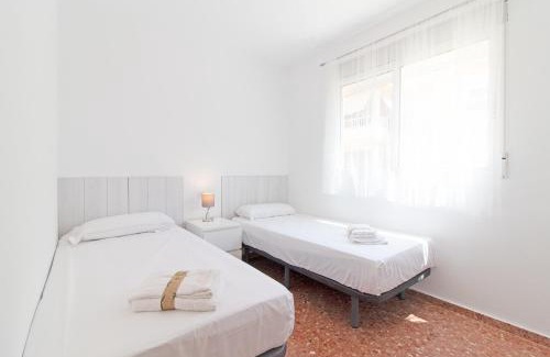 Sagunto Apartment | Global Properties, Apartamento con terraza en la playa de Puerto Sagunto