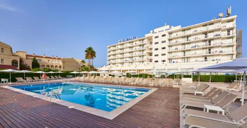 Cala'n Bosch Hotel | Globales Cala'n Bosch