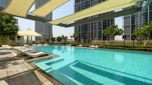 Dubai Apartment | GLOBALSTAY Creek Rise Tower Elegant Apartments