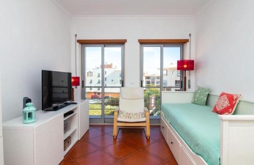 Montechoro Apartment | Globe 33 Apartment - Top Location & The Strip Albufeira