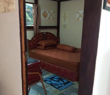Ambon House | Gloria Guest House