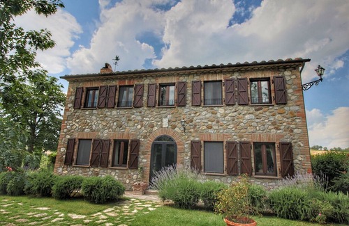 Ficulle Villa | Glorious Villa in Ficulle with Swimming Pool