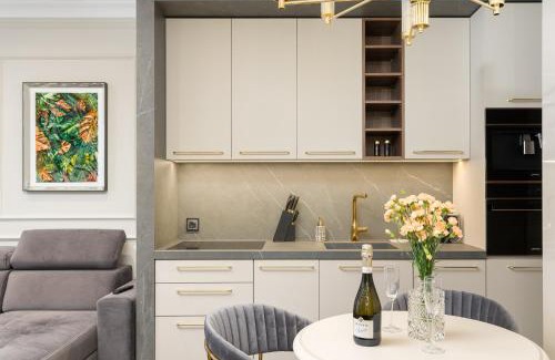Grzegorzki Apartment | Glossy Apart G244