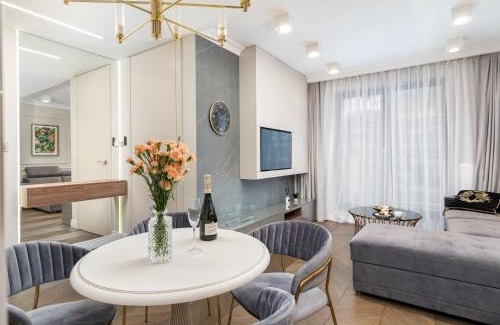 Grzegorzki Apartment | Glossy Apart G244