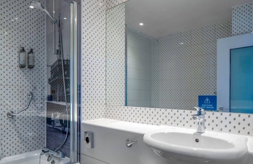 Matson Hotel | Gloucester Robinswood Hotel, BW Signature Collection
