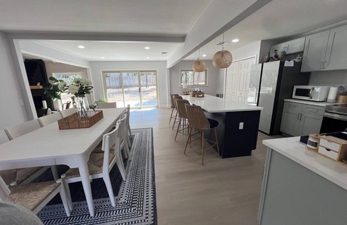 Vance Jackson House | Glow House