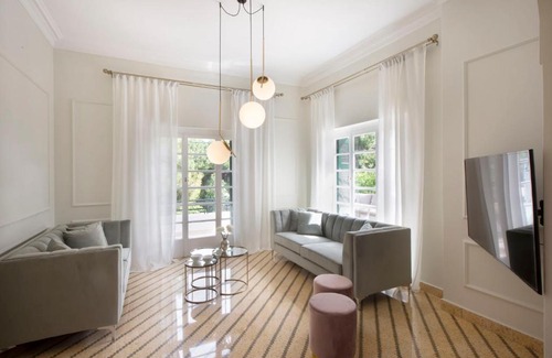 Glyfada Villa | Glyfada Villa 6BR 16ppl Private Pool 300m to Beach