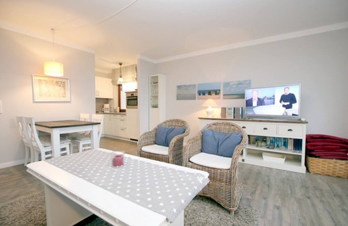 Wyk auf Foehr Apartment | Gmelinstraße 5 a, Whg. A3, By de Wyk - Holiday apartment. Wyk, 2 rooms, approx. 52 m²